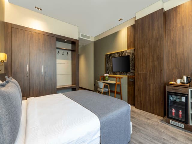 Deluxe Double Or Twin Room Lake View