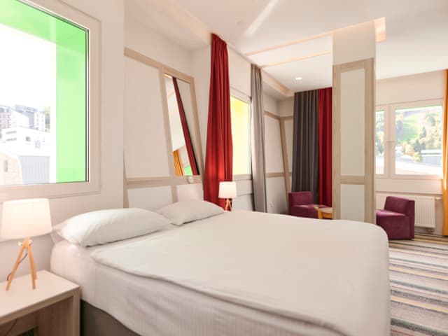 Deluxe Suite with Mountain View and Balcony with A/C