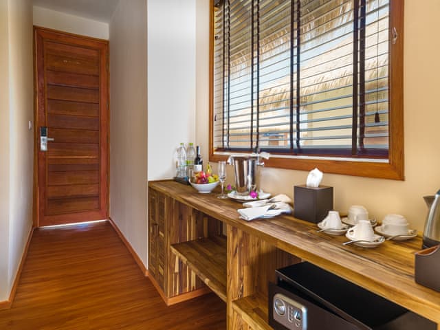 Water Suite with Pool