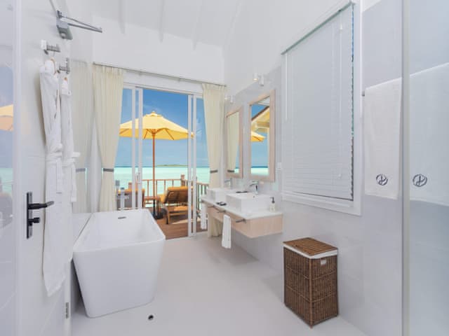 Sunrise Pool Water Villa