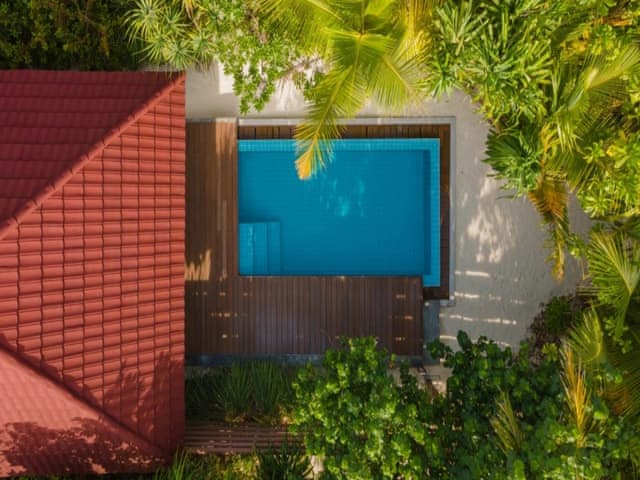 Havuzlu Plaj Villası