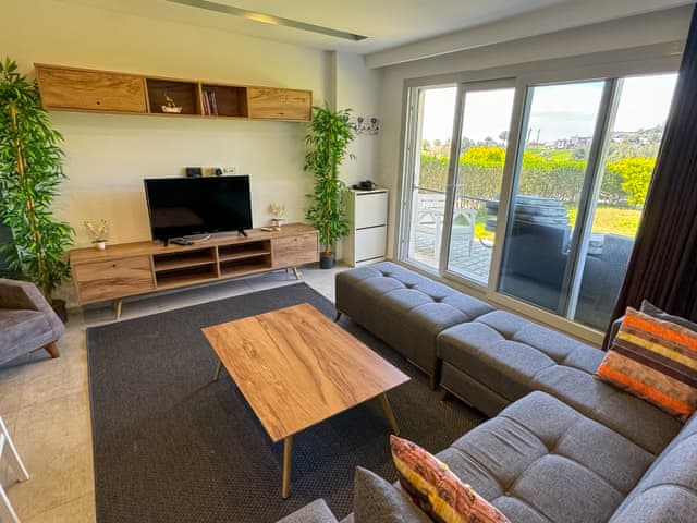 Daire (Bahçe manzaralı)