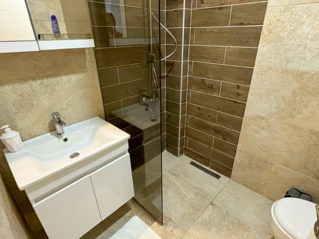 Daire (Bahçe manzaralı)