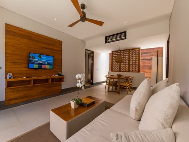 Havuzlu 2 yatak odalı Villa