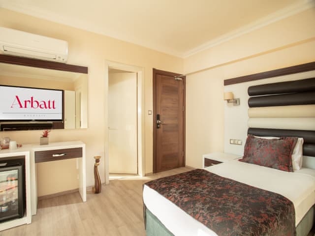 Family Room, 2 Bedrooms