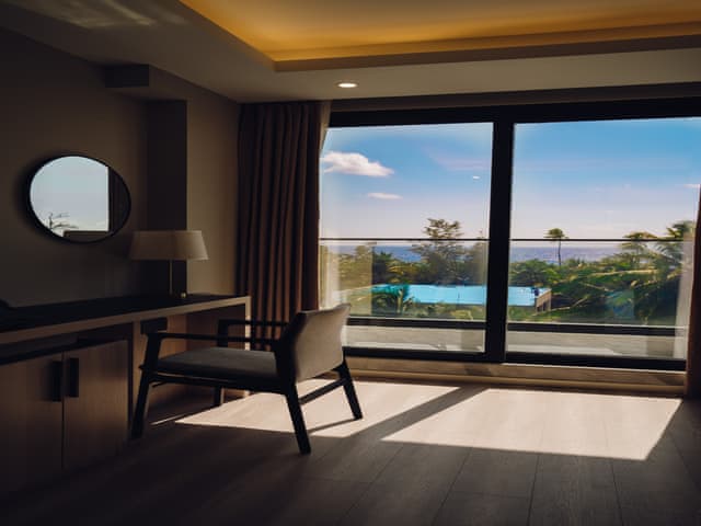 Okyanus Manzaralı Oda