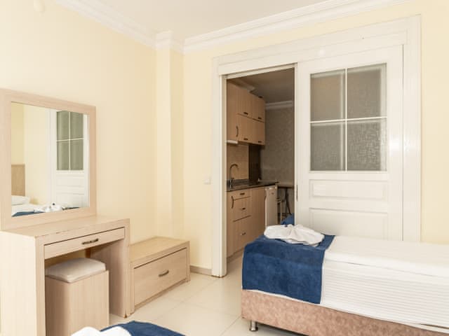 Standart Dört Kişilik Oda