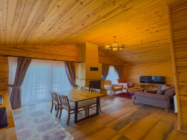 Delüks Bungalov (Şömineli)