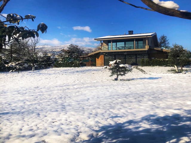 Junior Luxury Heated-Pool Villa