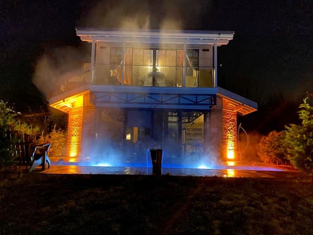 Junior Luxury Heated-Pool Villa