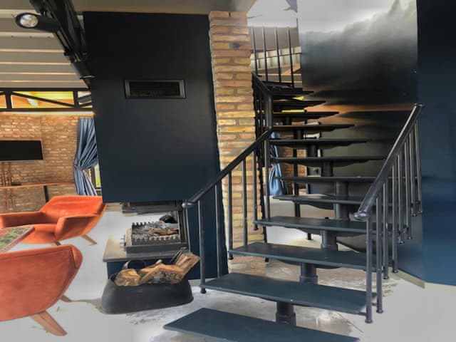 Junior Luxury Heated-Pool Villa