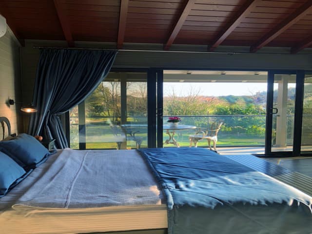 Junior Luxury Heated-Pool Villa