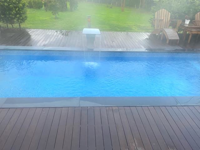 Junior Luxury Heated-Pool Villa