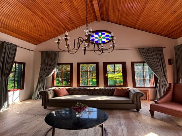 Four Bedroom Country Villa