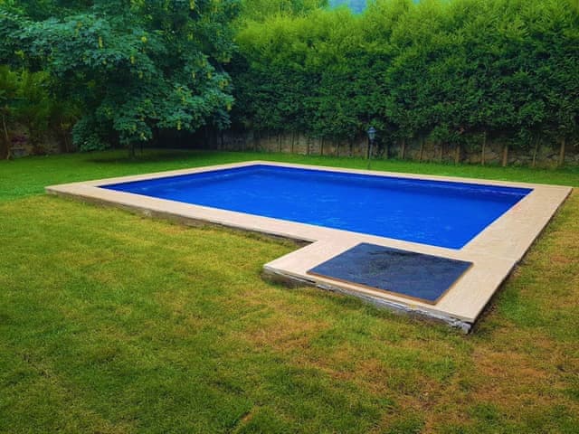 Stone House with Swimming Pool