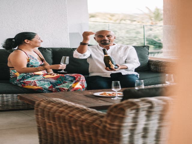 1-bedroom/2-bedroom/3-bedroom Grand Luxury Suite