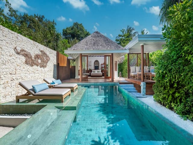 One Bedroom Family Beach Pool Villa