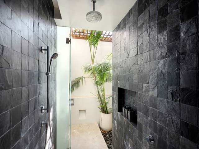 Havuzlu 3 yatak odalı Villa