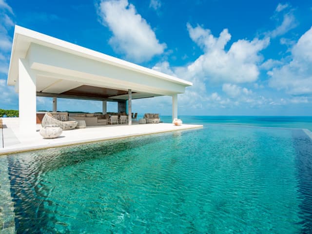 5-bedroom Villa Plus