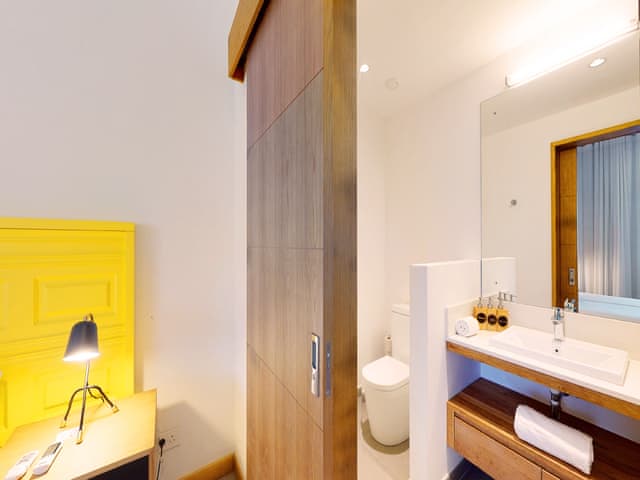 1-bedroom/2-bedroom/3-bedroom Grand Luxury Suite