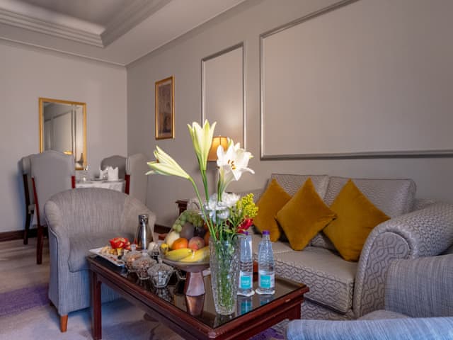 Business 1-Bedroom Suite Haram View