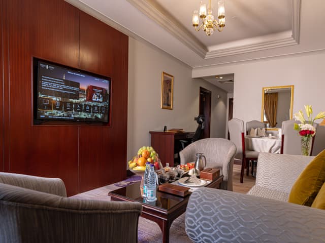 Business 1-Bedroom Suite Haram View