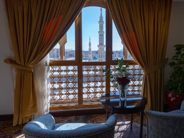 Presidential 3 Yatak Odalı Süit - Mescid-i Nebevi Manzaralı