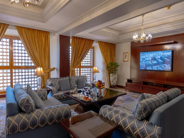 Presidential 3 Yatak Odalı Süit - Mescid-i Nebevi Manzaralı