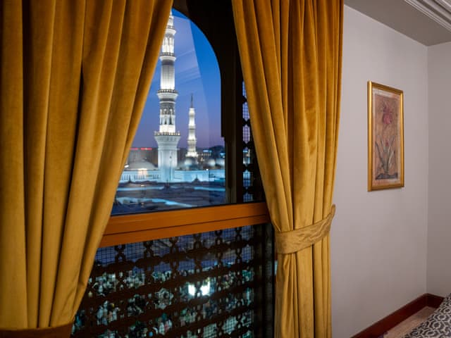 Executive 2 Yatak Odalı Süit - Mescid-i Nebevi Manzaralı