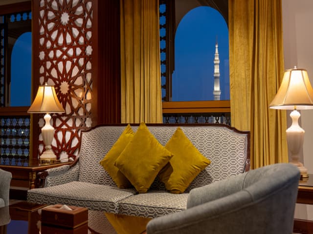 Delüks 1 Yatak Odalı Süit - Mescid-i Nebevi Manzaralı