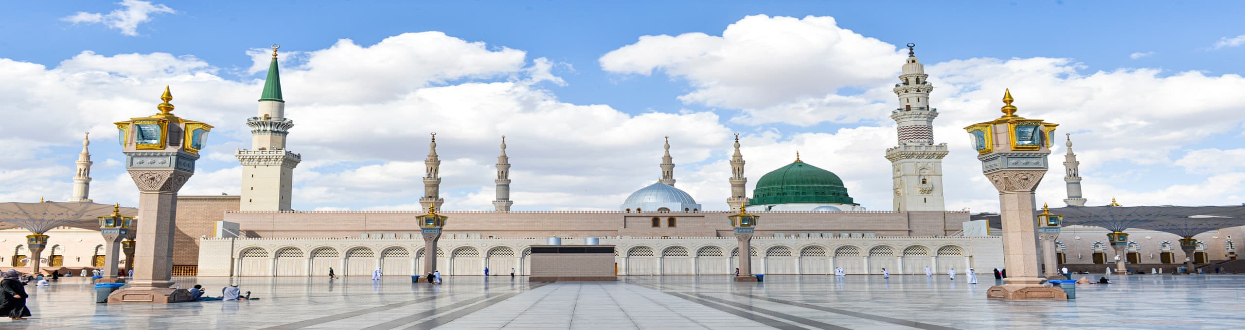 Umrah hotels: Haram view rooms in Medina
