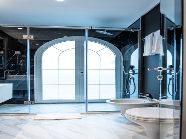 Delüks King Oda (Şehir manzaralı)