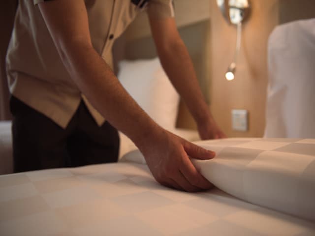 Executive Twin Courtyard View .