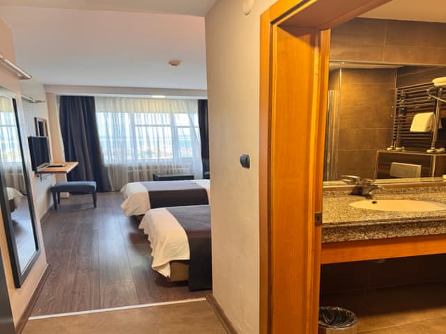 Standard Twin Room, Sea View