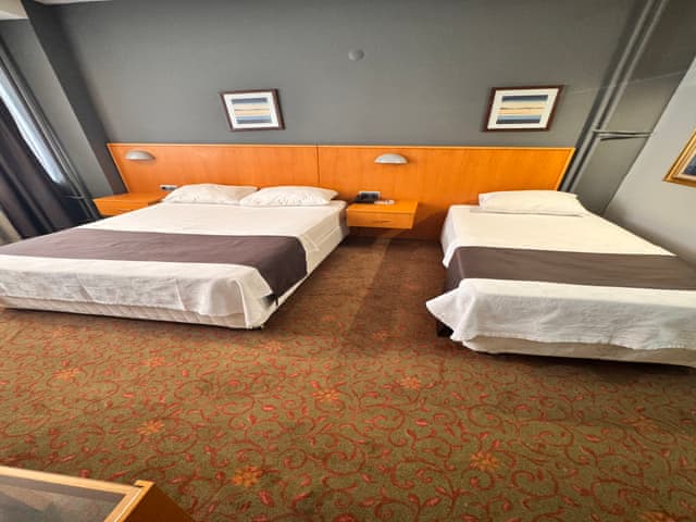 Superior Oda, Şehir Manzaralı