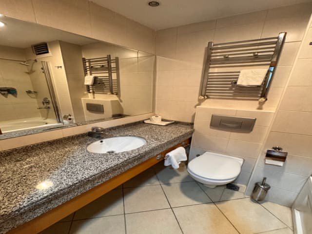 Superior Oda, Şehir Manzaralı