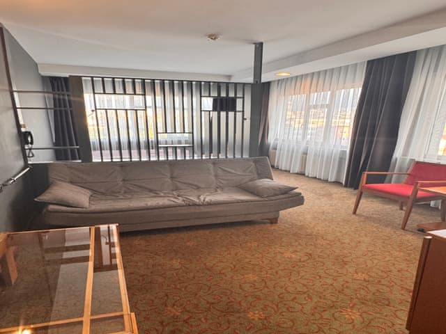 Connection Oda (Deniz manzaralı)