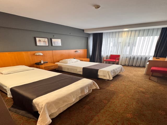 Standard Twin Room, City View