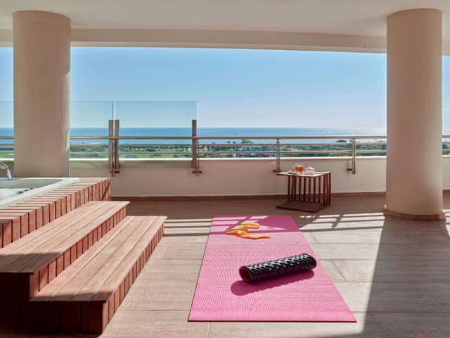 Büyük Designer Süiti