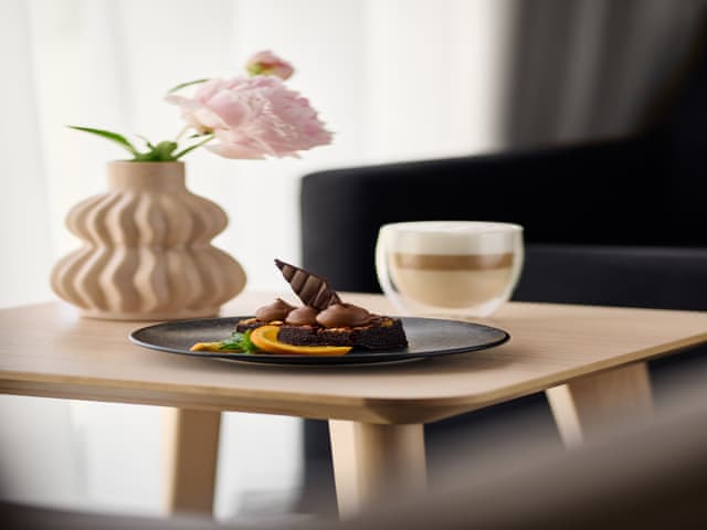 Deluxe Suite with Balcony