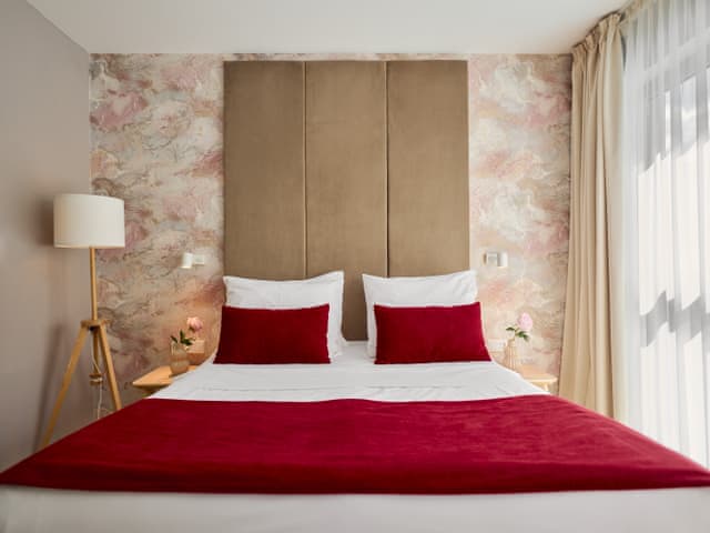 Deluxe Suite with Balcony