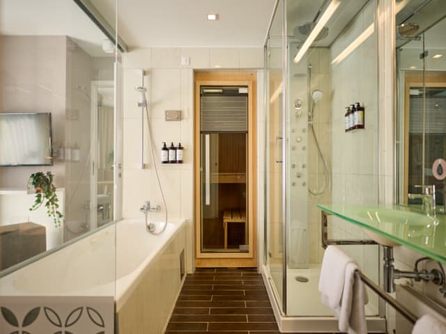 Deluxe Suite with Balcony