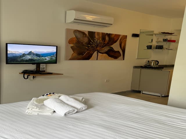 Deluxe Room, Balcony