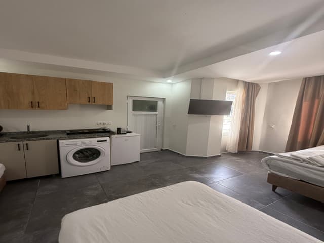 Deluxe Room, Balcony