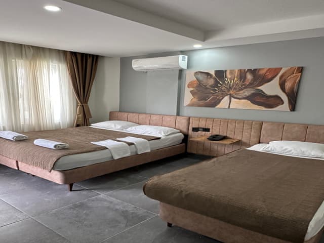 Deluxe Room, Balcony