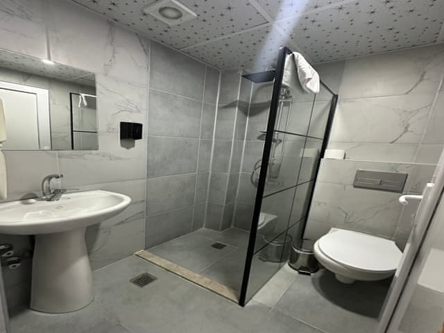 Deluxe Room, Balcony