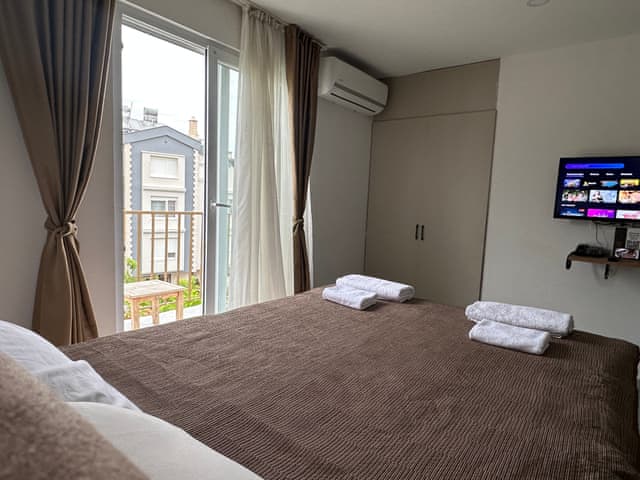 Deluxe Room, Balcony