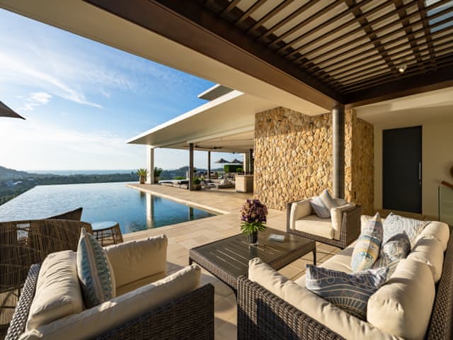 6-bedroom Villa Plus