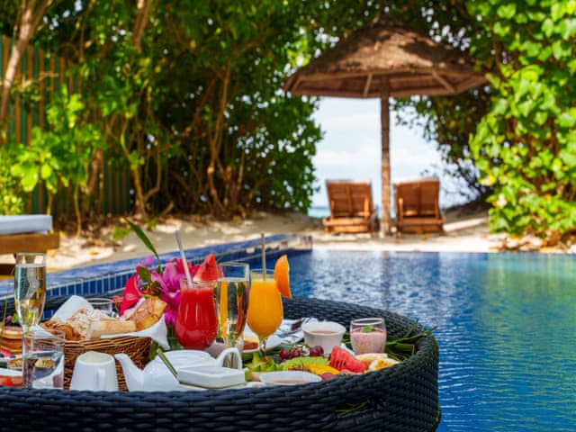 Deluxe Beach Pool Villa with One Floating Breakfast