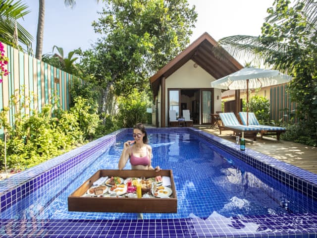 Deluxe Beach Pool Villa with One Floating Breakfast